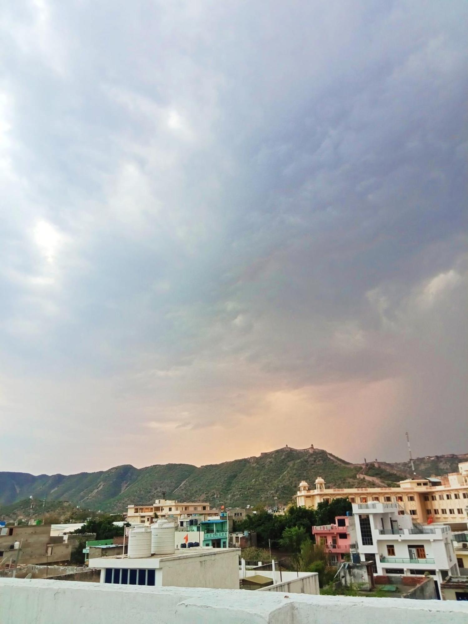 Cocoon Auberge Jaipur Luaran gambar